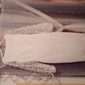White dress with lace sleeves